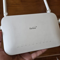 FiberHome SR1041Y Dual-Band Wi-Fi 6 (AX1800) Router
